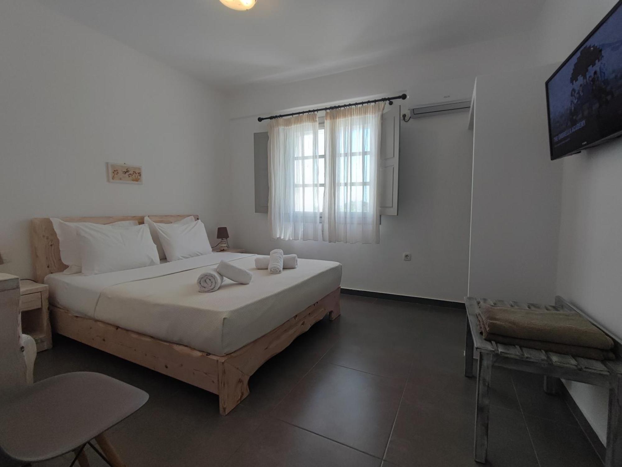 The Cliff Reflections - Adults Only Apartamento Megalochori  Exterior foto
