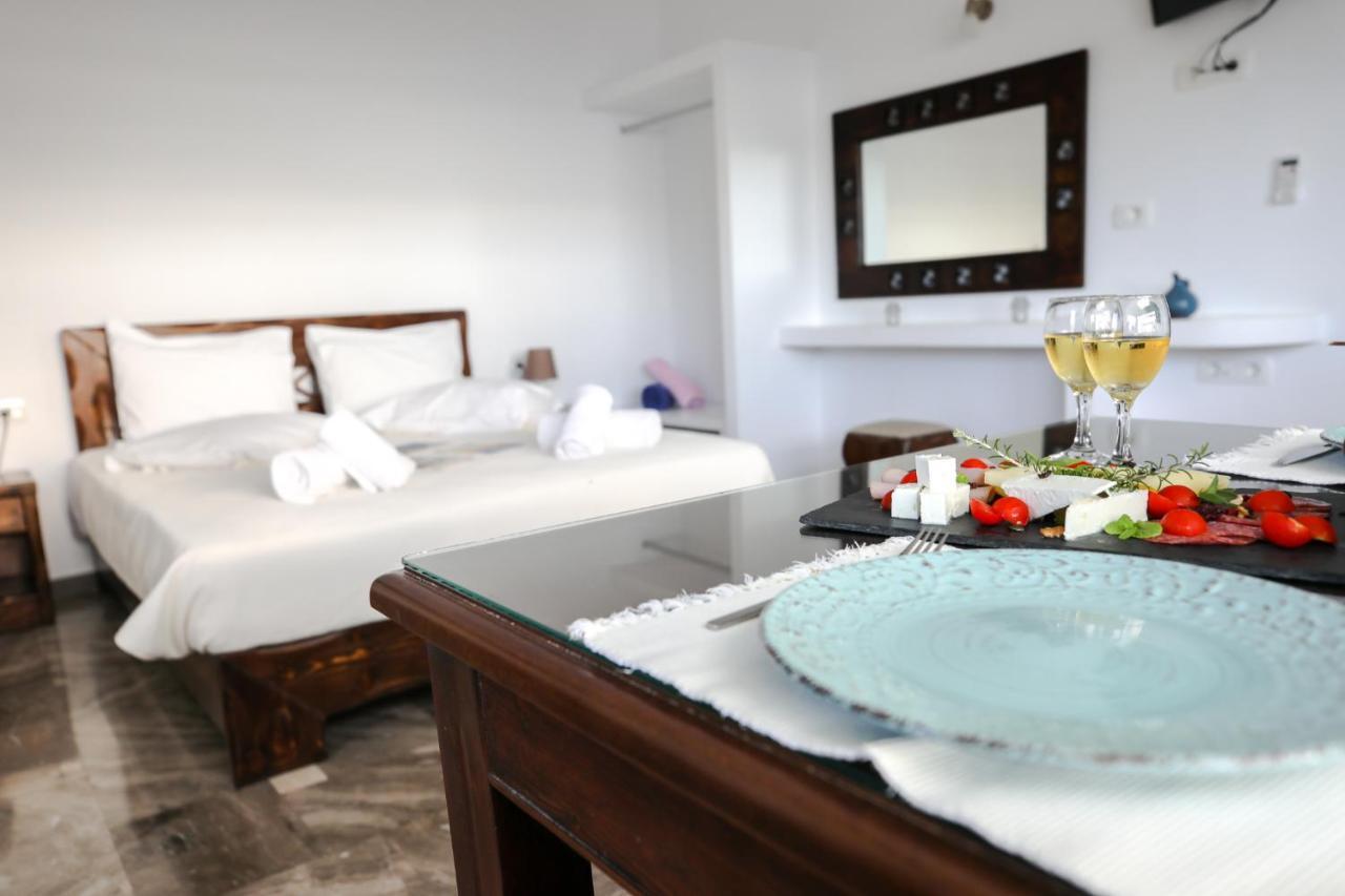 The Cliff Reflections - Adults Only Apartamento Megalochori  Exterior foto